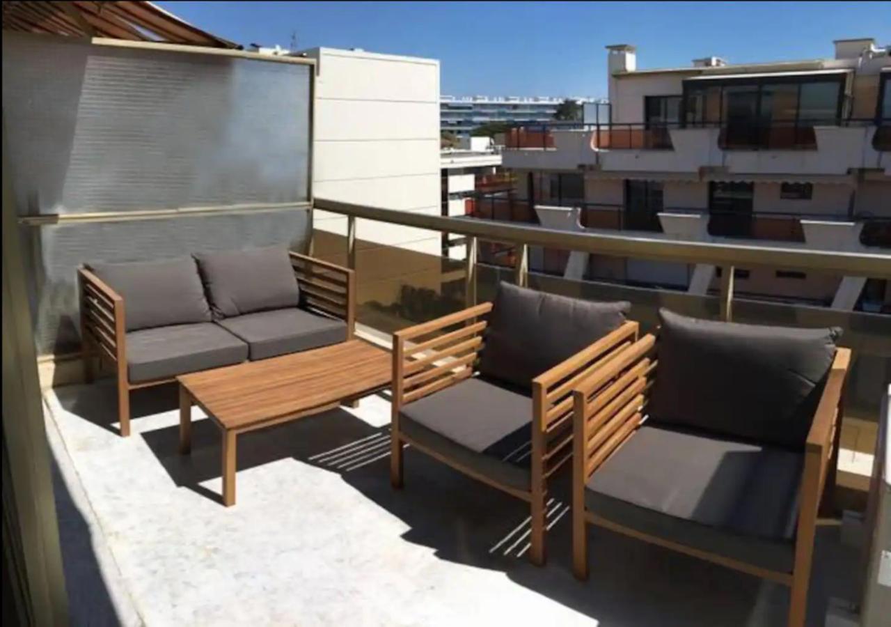 Tres Beau Studio Avec Terrasse, Situe A 100M Des Plages De Juans Les Pins Antibes Exterior photo